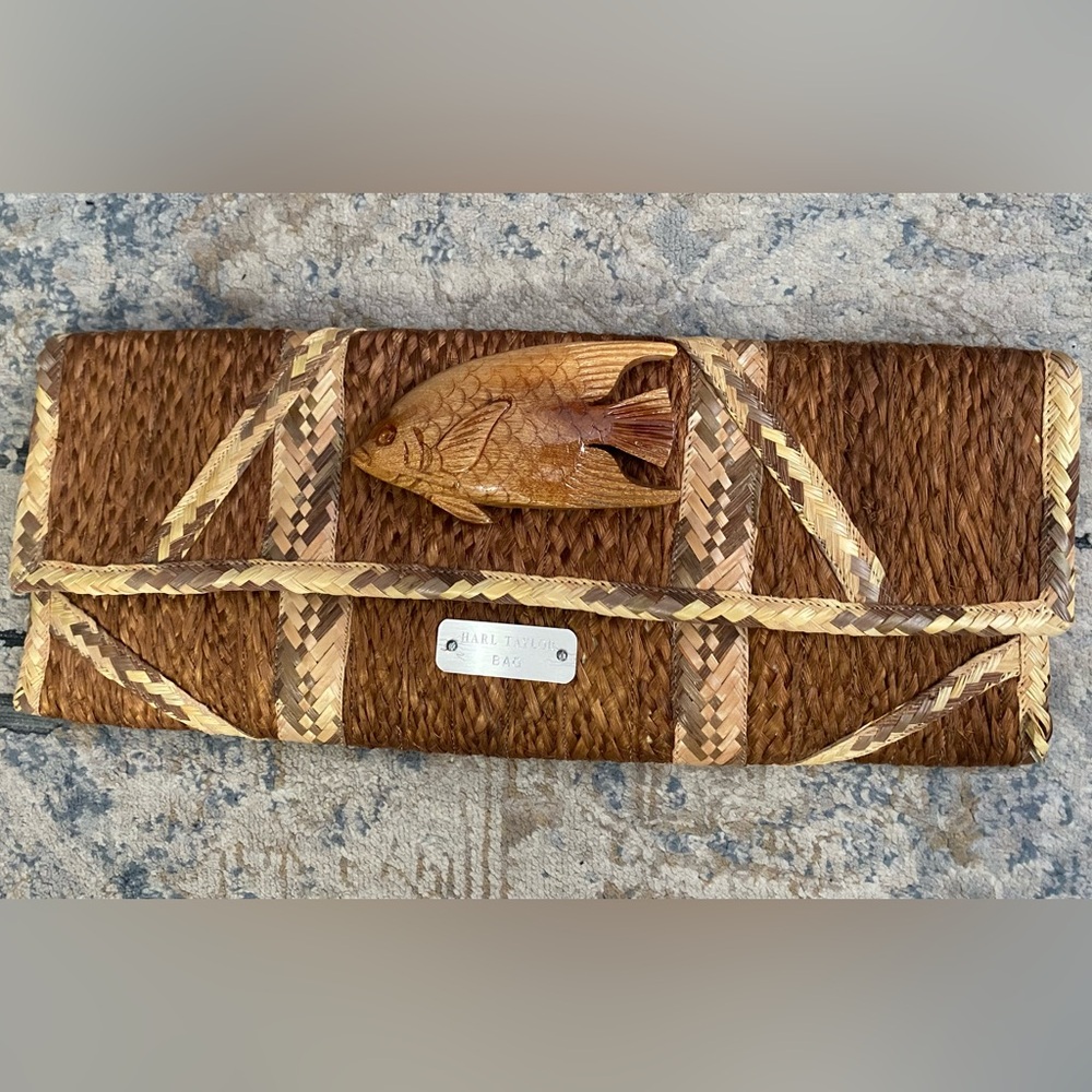 Harl Taylo BAG Brown and Tan Wood-Carved Fish Woven Clutch